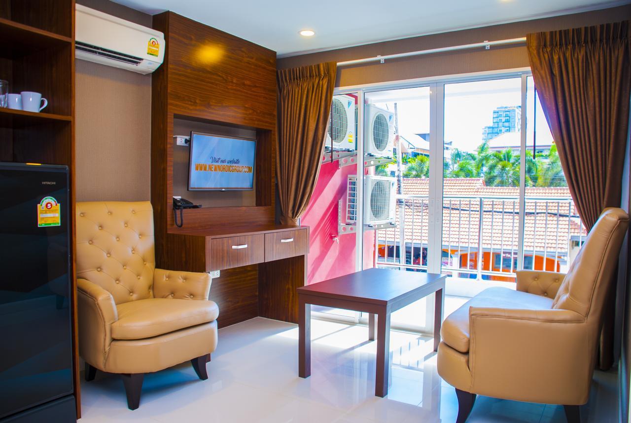 Family Residence Pattaya Exterior photo